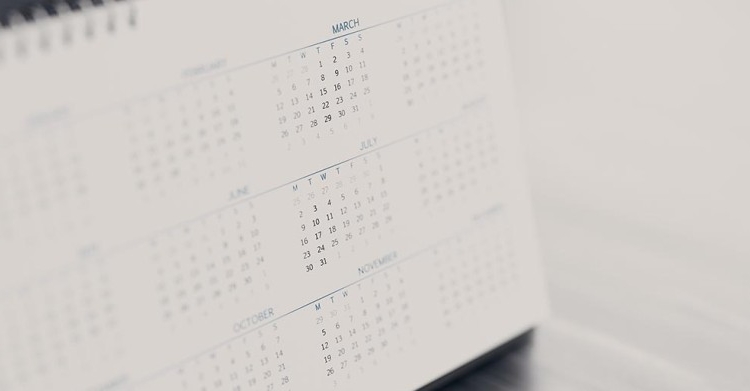 Kalender mit Übersicht über das gesamte Jahr