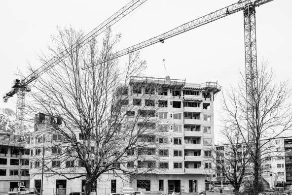 Wohnanlage Baustelle mit Kran