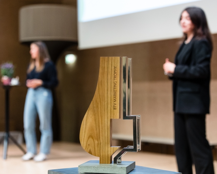 Foto Trophäe BTV Marketing Trophy