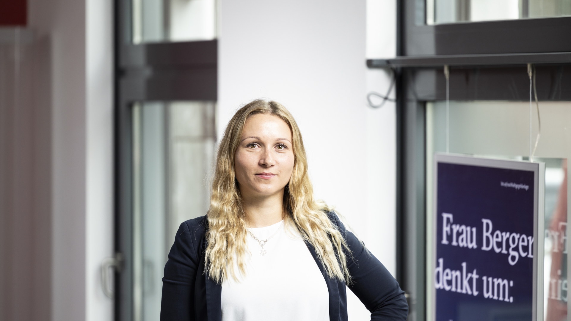 Porträtfoto BTV Mitarbeiterin Larissa Rossi