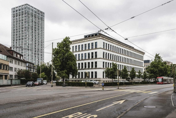 Außenansicht der BTV Winterthur Filiale.