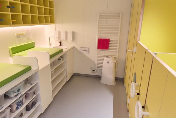 Wickelraum im MUKKI Kindergarten in Dornbirn