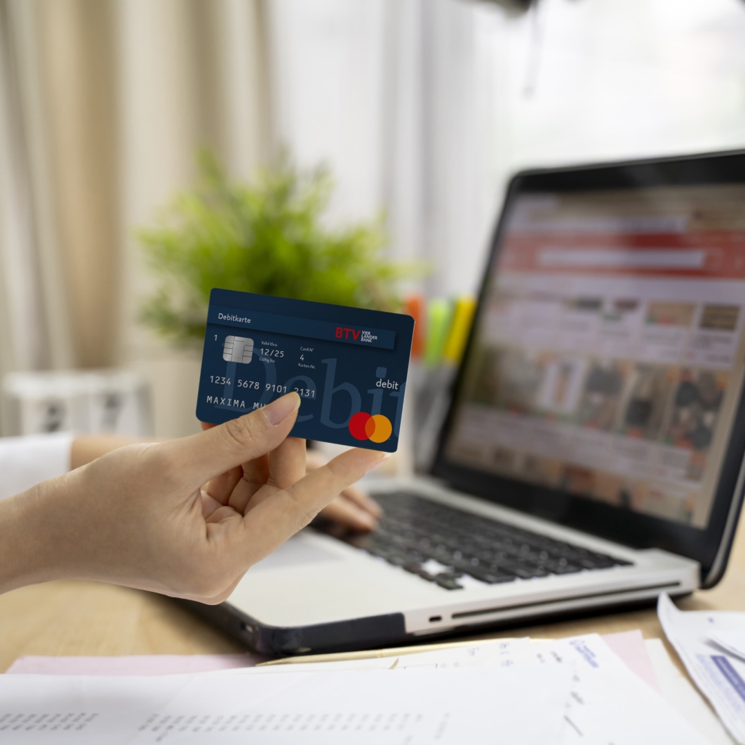Debitkarte für Online Shopping